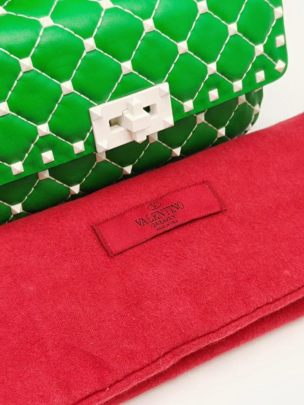 Valentino Garavani Green Roman Stud Shoulder Bag Leather Chain